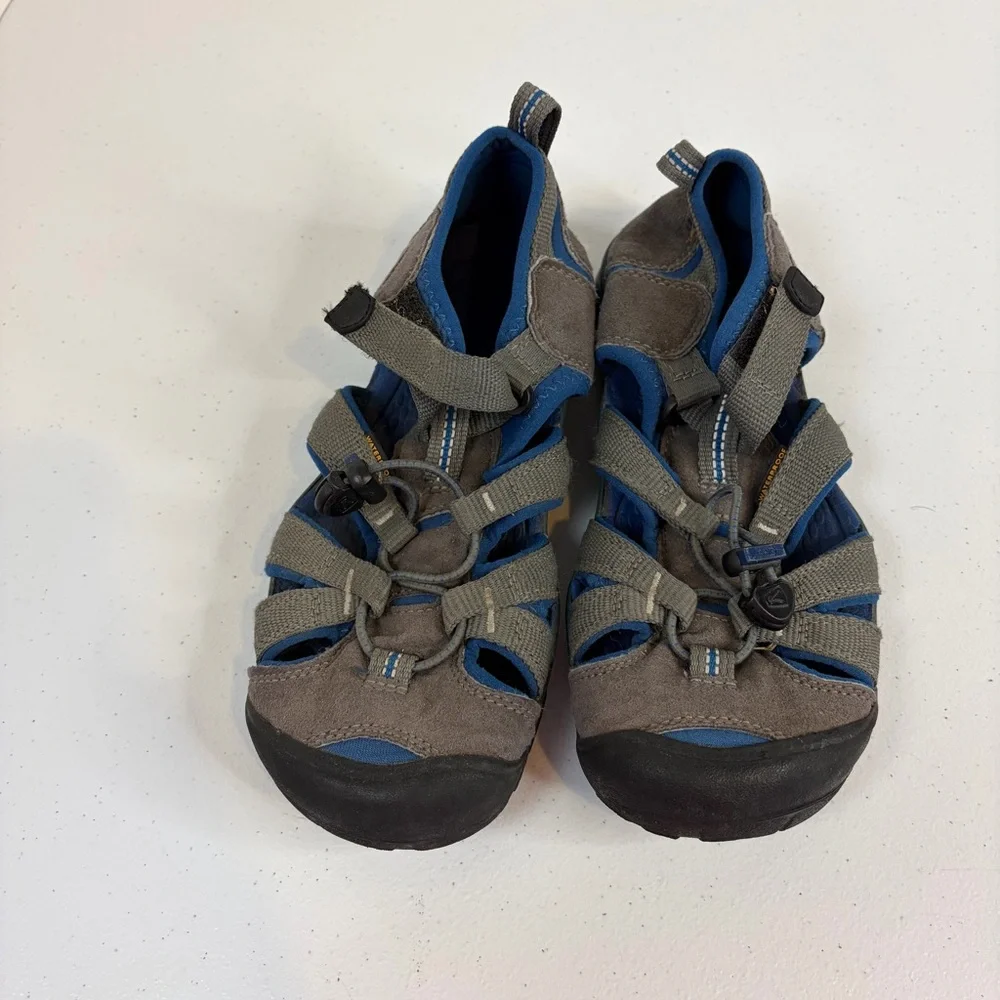 Keen Newport H2 Sandals Shoes Big Kid size 3 Outdoor Nature Shoe Gray Blue beach - Picture 2 of 5